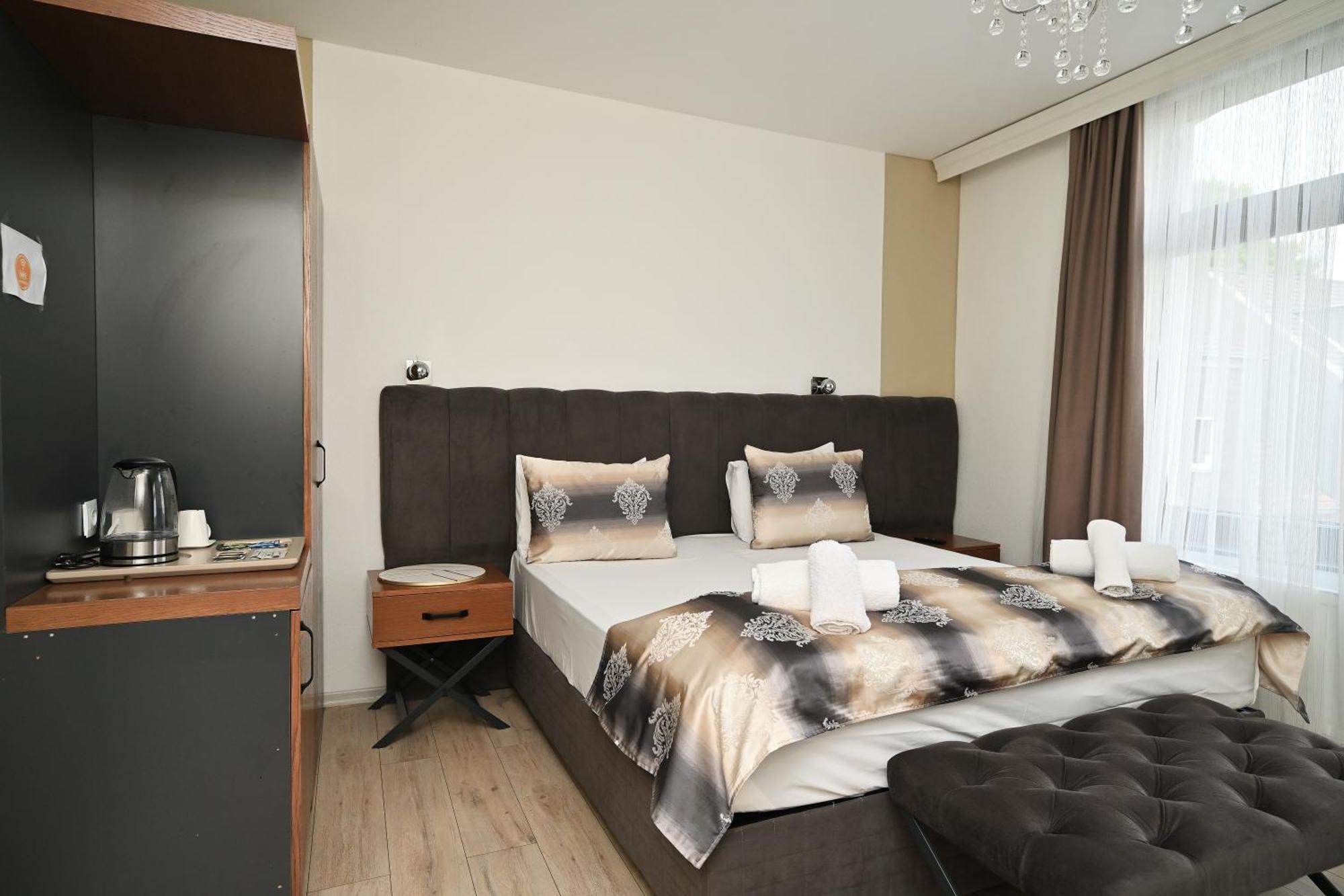 Ferienwohnung&Aparts By Kispet Group Hotels In Oberhausen Oberhausen  Exterior foto